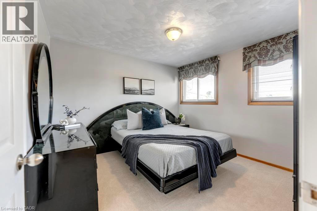 187 Guildwood Drive, Hamilton, Ontario  L9C 6W7 - Photo 23 - 40755994