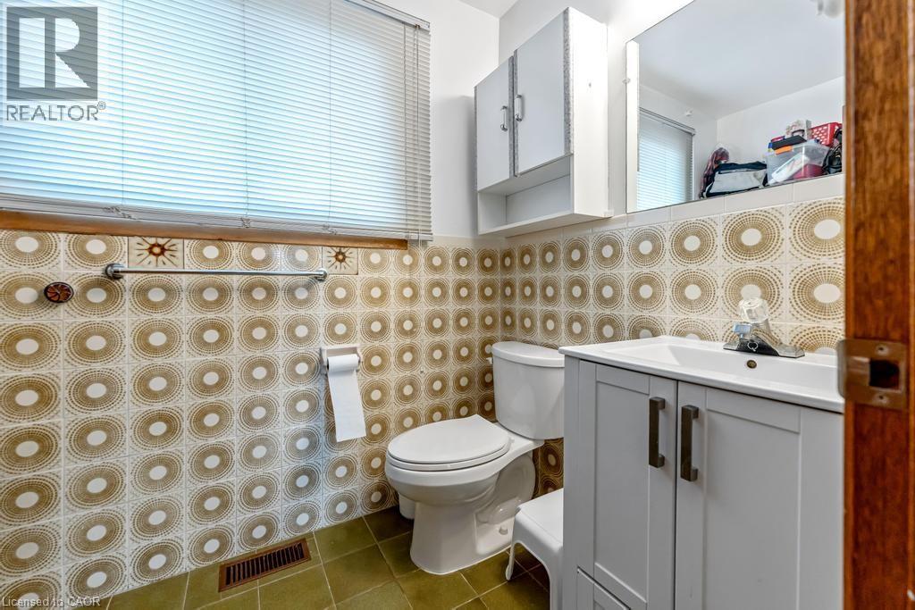 187 Guildwood Drive, Hamilton, Ontario  L9C 6W7 - Photo 21 - 40755994