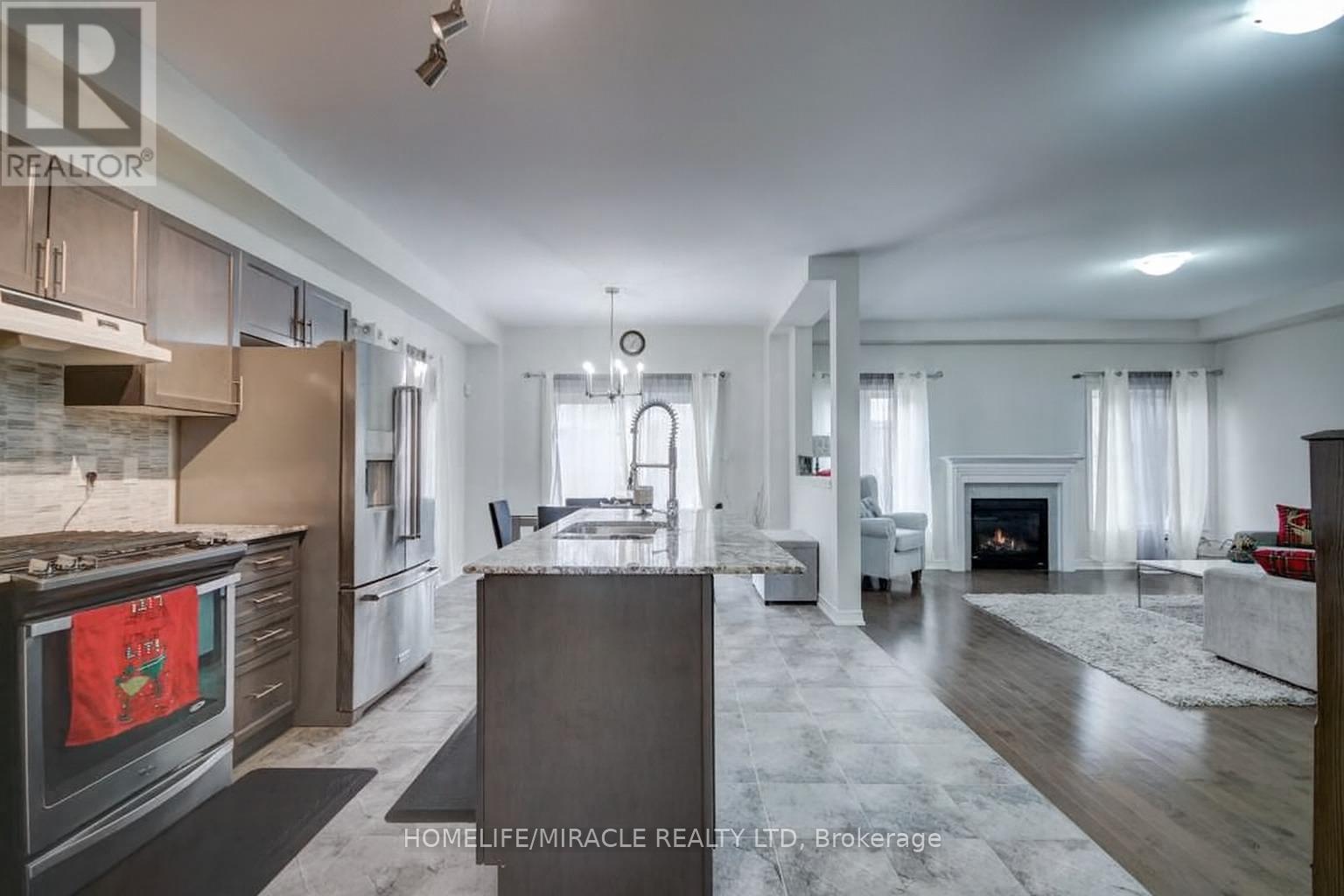 Main - 504 Linden Drive, Cambridge, Ontario N3H 0C4 - Photo 4 - X12473356