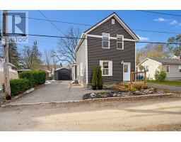 38 BENNETT STREET, Brockville, Ontario