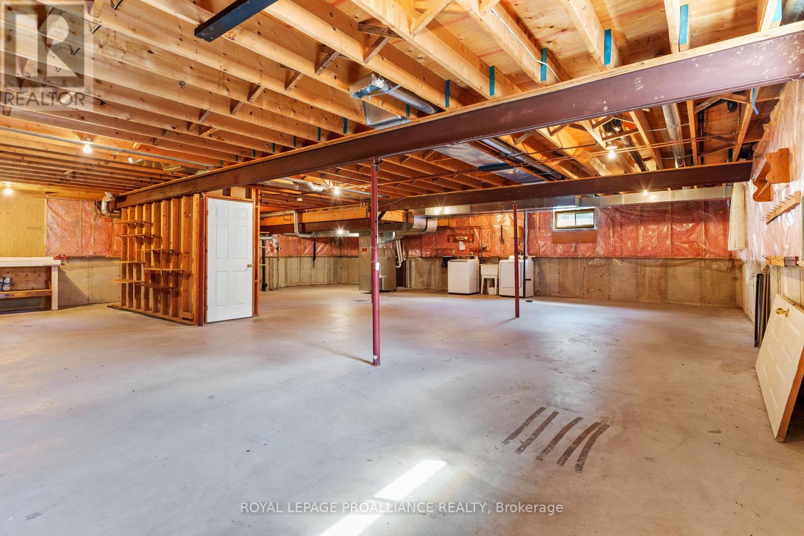 208 Beley Street, Brockville, Ontario  K6V 6Z8 - Photo 34 - X12574570