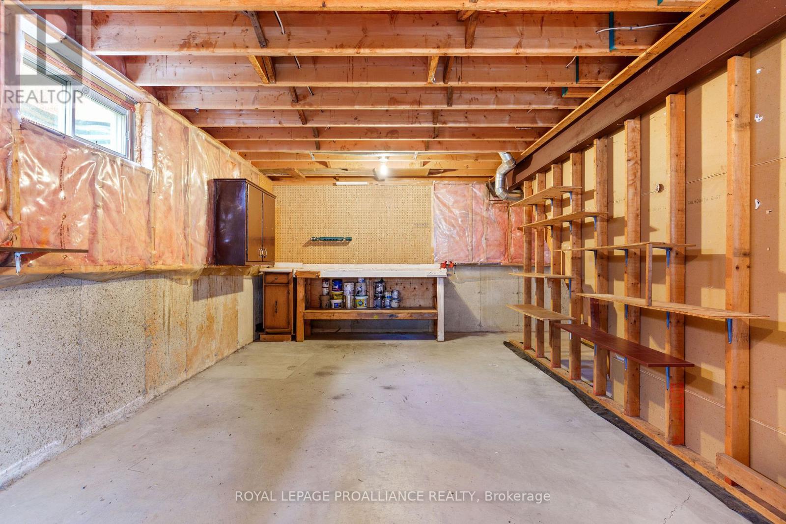 208 Beley Street, Brockville, Ontario  K6V 6Z8 - Photo 36 - X12574570