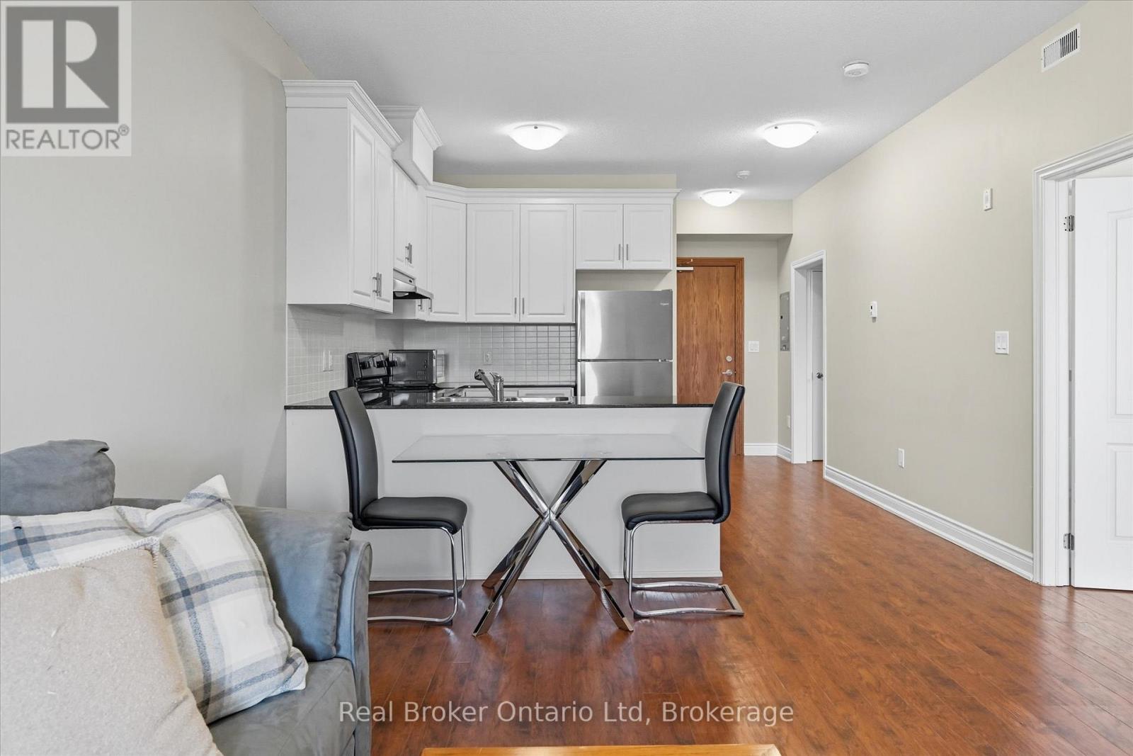 524 - 8111 Forest Glen Drive, Niagara Falls, Ontario  L2H 2Y7 - Photo 6 - X12574330