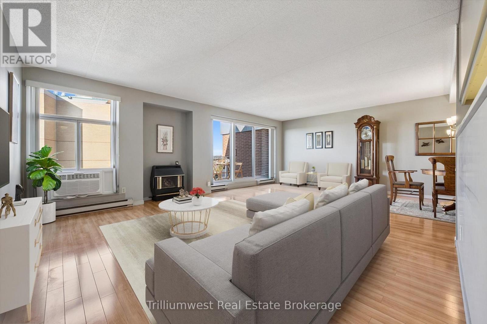 705 - 8 Christopher Court, Guelph, Ontario  N1G 4N7 - Photo 2 - X12574354