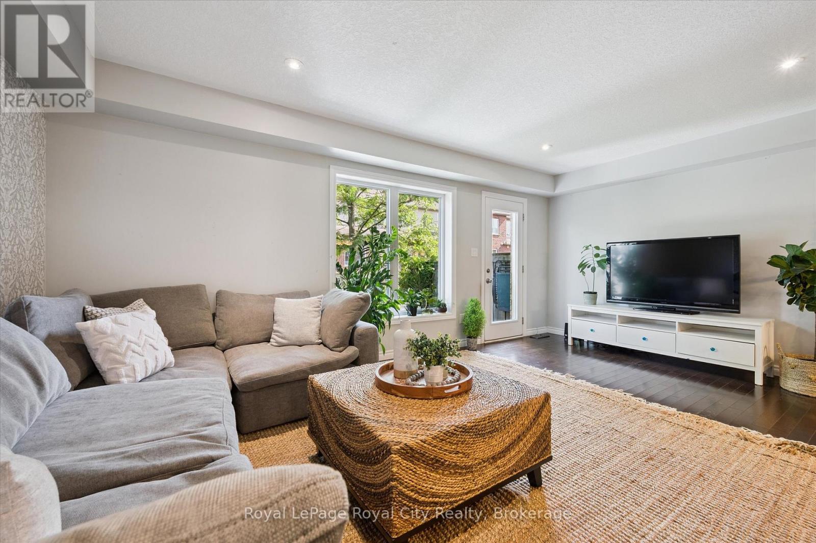 16 - 167 Arkell Road, Guelph, Ontario N1L 0J9 - Photo 19 - X12574400