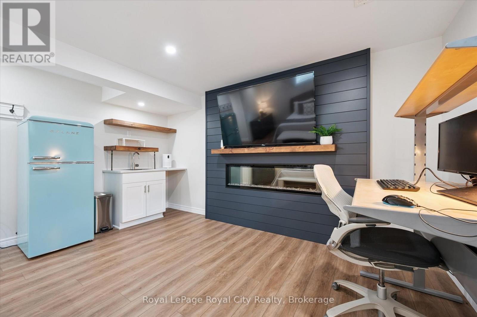 16 - 167 Arkell Road, Guelph, Ontario N1L 0J9 - Photo 35 - X12574400