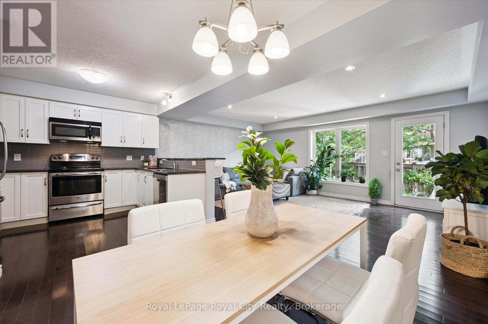 16 - 167 Arkell Road, Guelph, Ontario N1L 0J9 - Photo 9 - X12574400