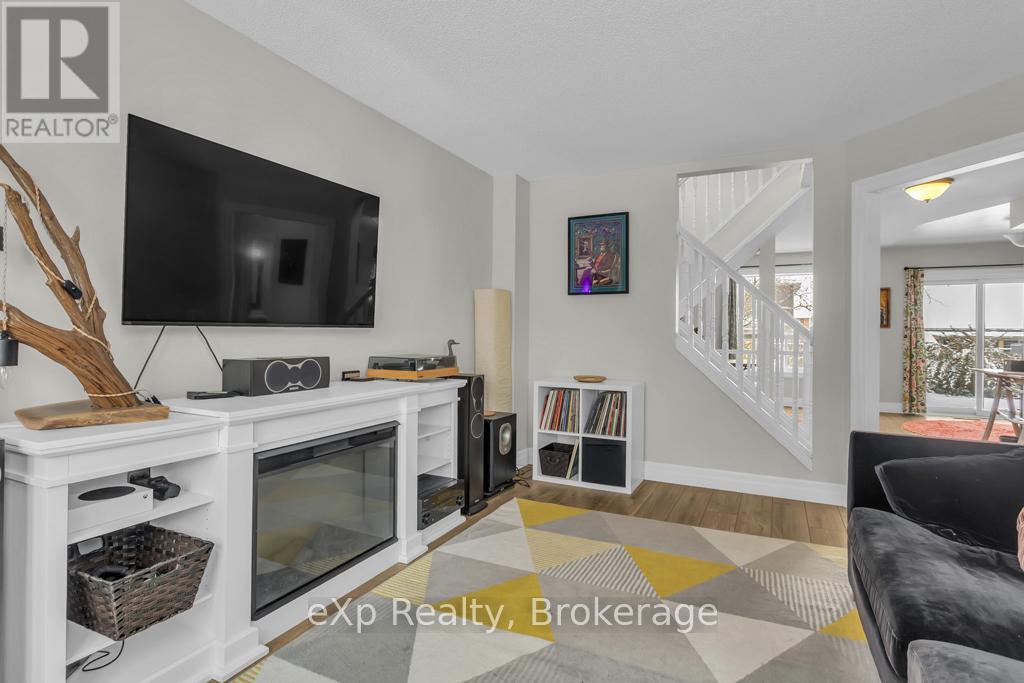 17 Dogwood Drive, Tillsonburg, Ontario  N4G 5S5 - Photo 6 - X12574486