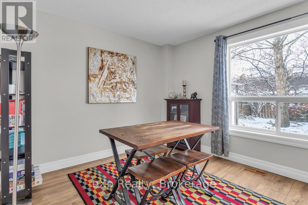 17 Dogwood Drive, Tillsonburg, Ontario  N4G 5S5 - Photo 9 - X12574486