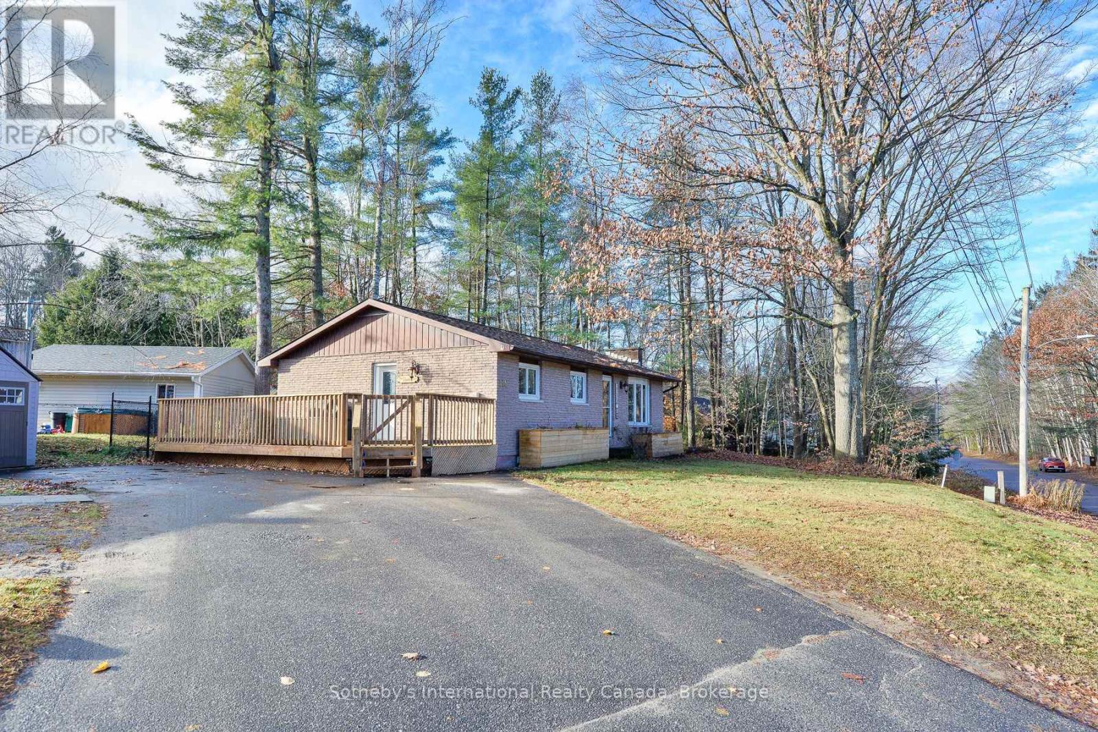 115 SEGWUN BOULEVARD, Gravenhurst, Ontario