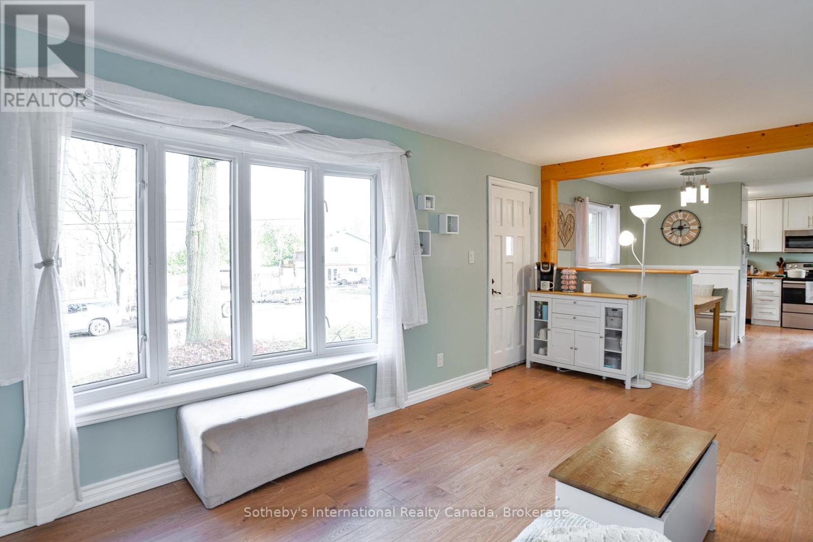 115 Segwun Boulevard, Gravenhurst, Ontario  P1P 1C5 - Photo 6 - X12574536