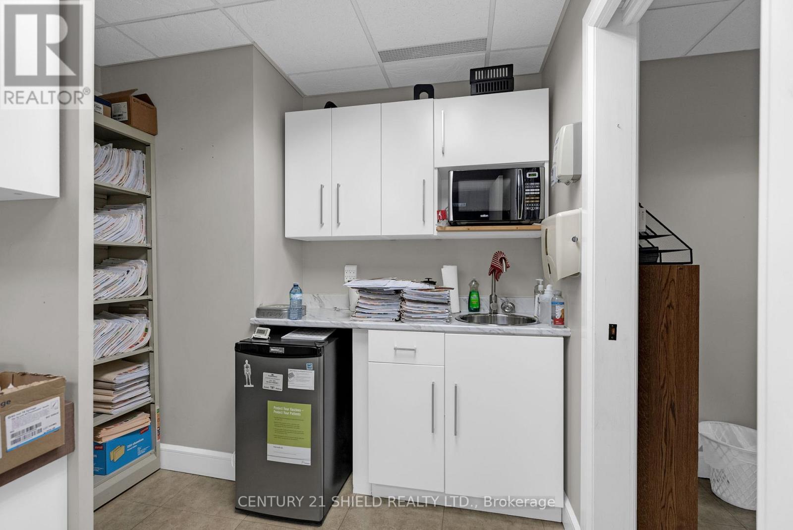 110 - 820 Mcconnell Avenue, Cornwall, Ontario  K6H 4M4 - Photo 4 - X12574572