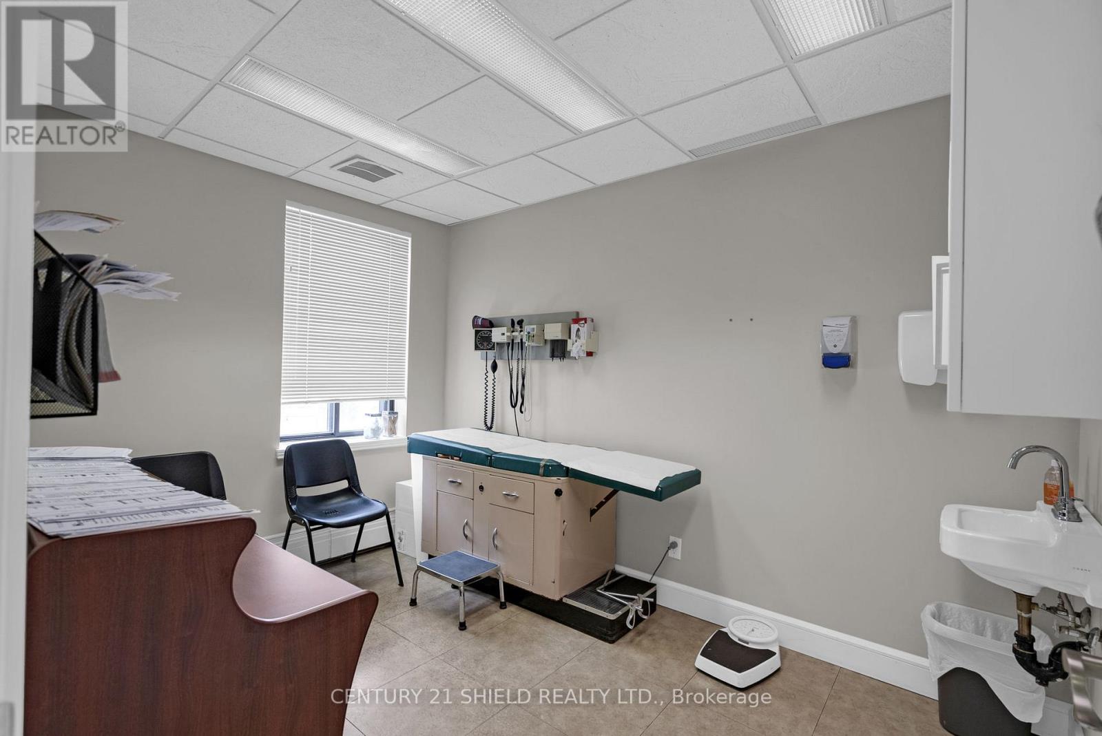 110 - 820 Mcconnell Avenue, Cornwall, Ontario  K6H 4M4 - Photo 6 - X12574572