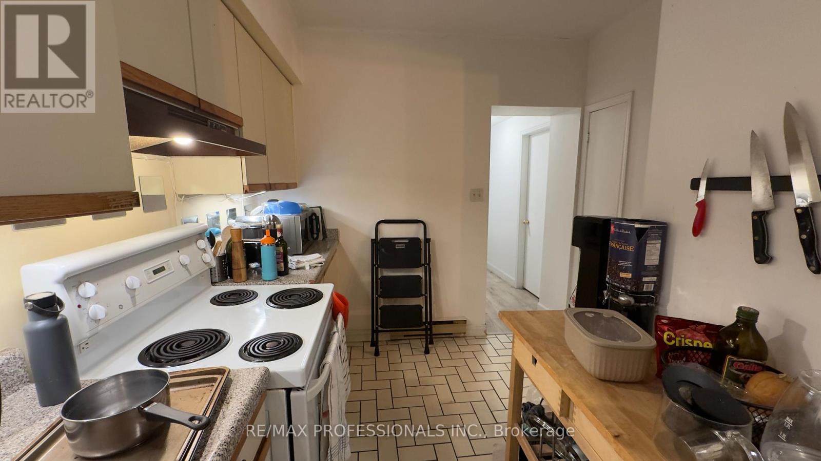 3 - 41 Albemarle Avenue, Toronto, Ontario  M4K 1H6 - Photo 4 - E12556396