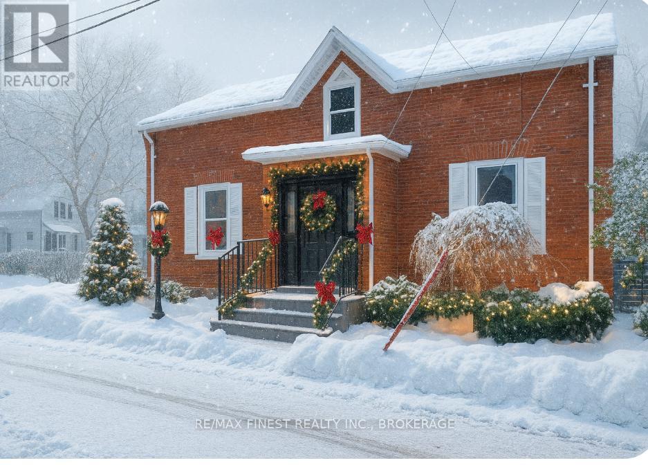 8 Catherine Street, Prince Edward County, Ontario  K0K 2T0 - Photo 1 - X12467886