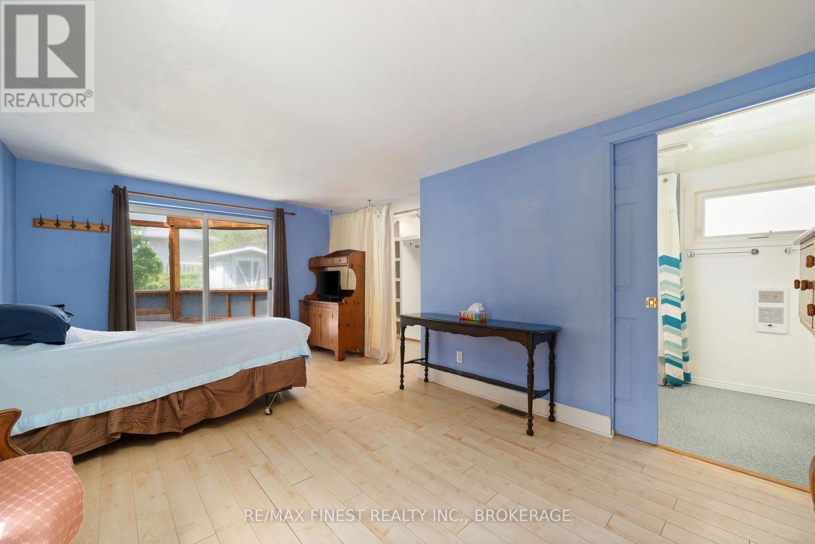 8 Catherine Street, Prince Edward County, Ontario  K0K 2T0 - Photo 8 - X12467886