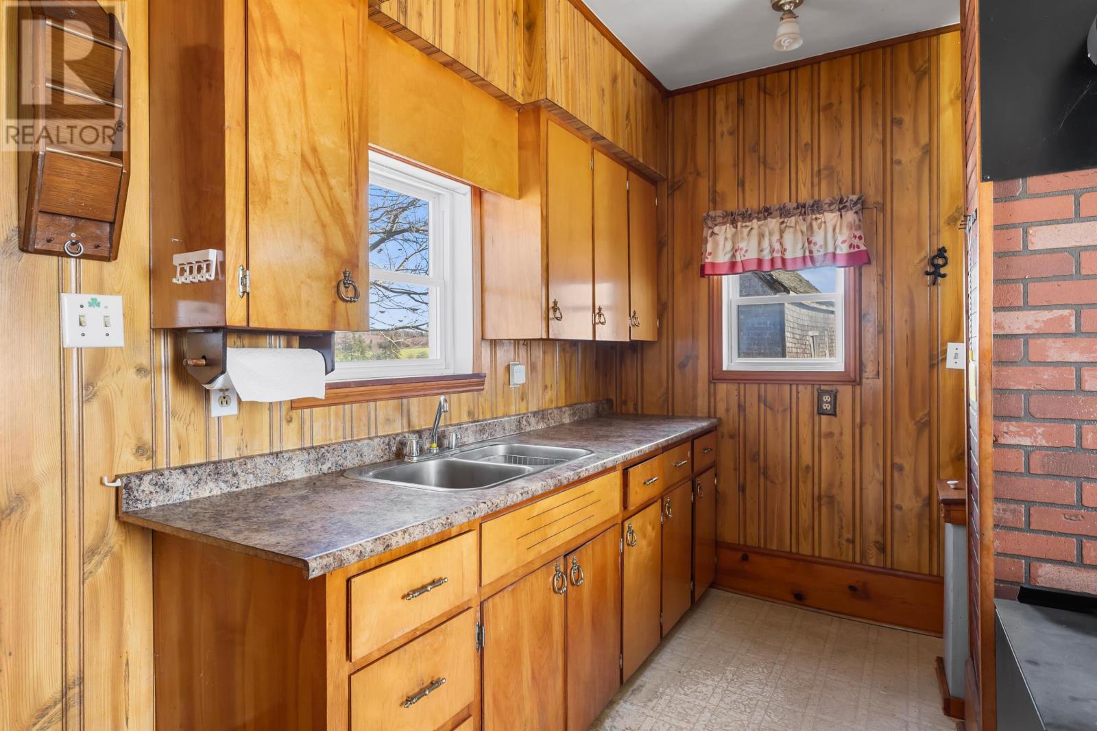 2471 Selkirk Road, Iona, Prince Edward Island  C0A 1A0 - Photo 10 - 202528511