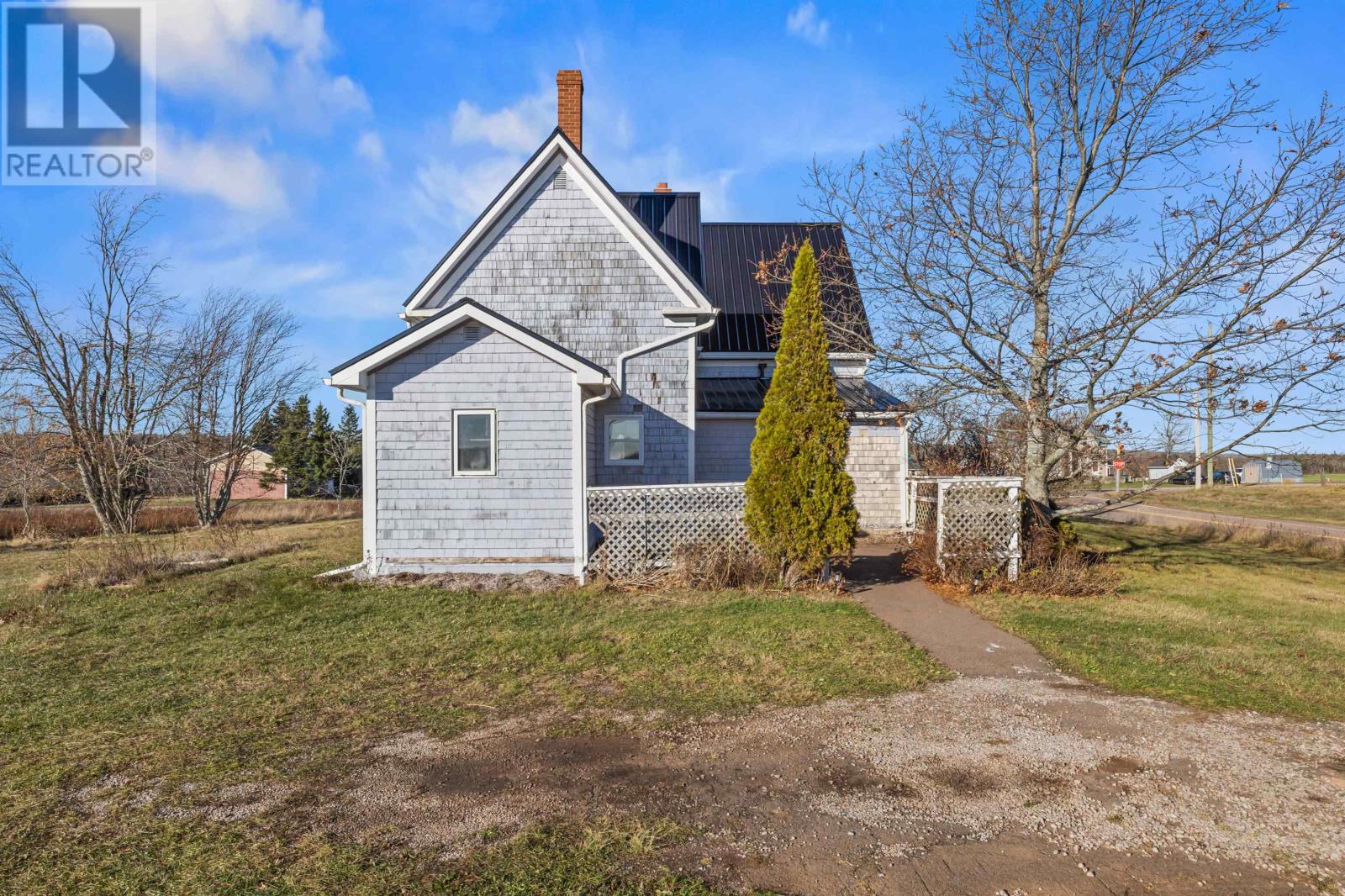 2471 Selkirk Road, Iona, Prince Edward Island  C0A 1A0 - Photo 2 - 202528511