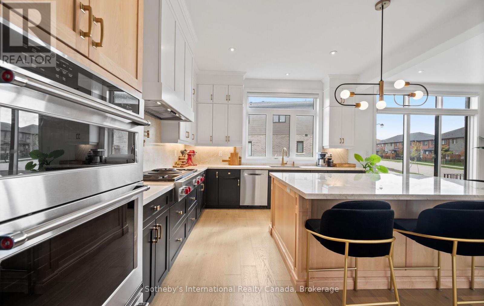 131 Daugaard Avenue, Brant, Ontario  N3L 0L6 - Photo 16 - X12534124