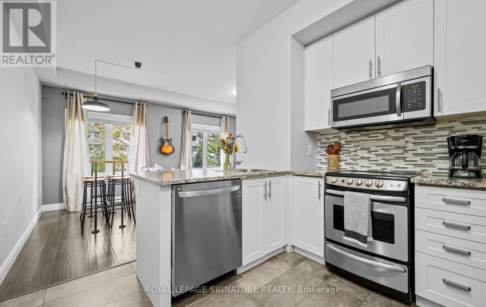 240 - 15 Coneflower Crescent, Toronto, Ontario  M2R 0A5 - Photo 14 - C12574412