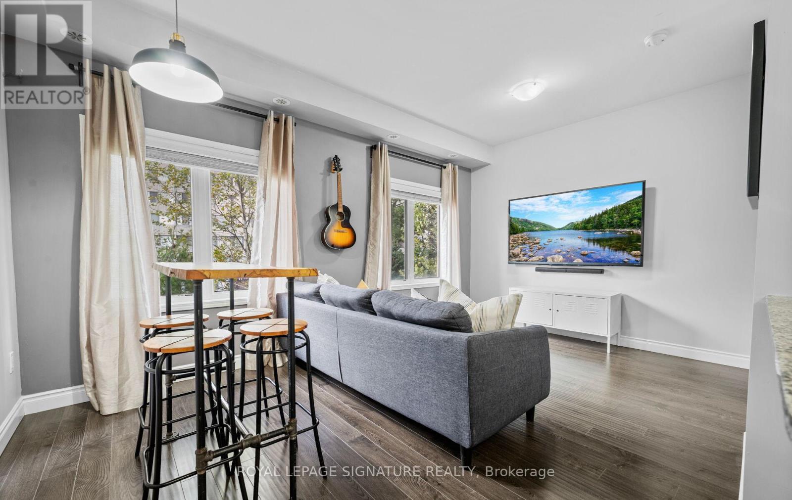 240 - 15 Coneflower Crescent, Toronto, Ontario  M2R 0A5 - Photo 4 - C12574412