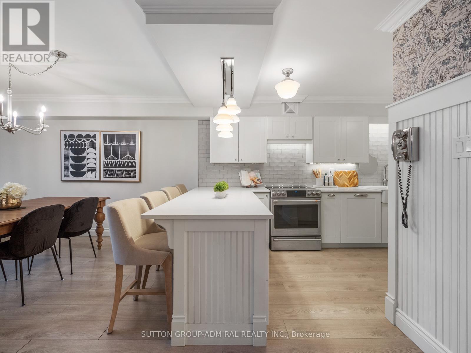 810 - 45 Carlton Street, Toronto, Ontario  M5B 2H9 - Photo 2 - C12574414