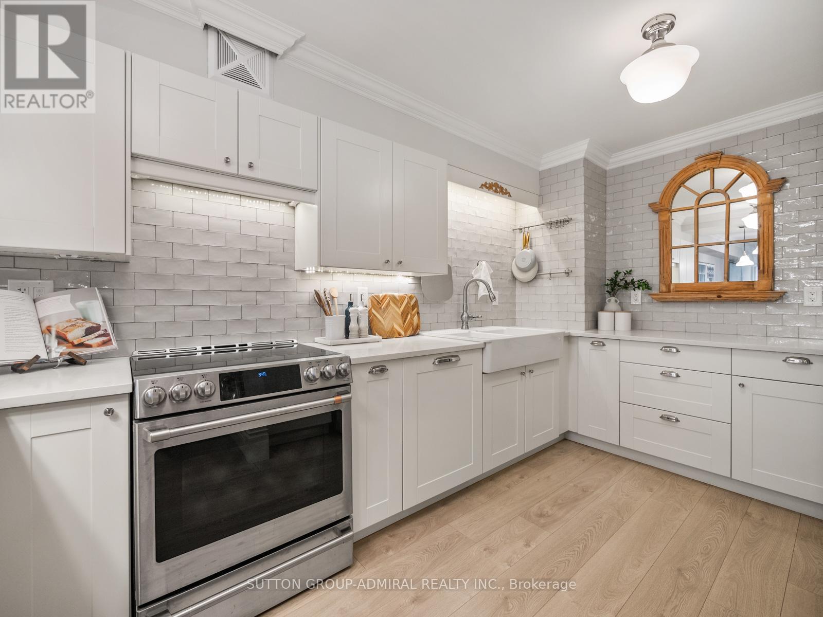 810 - 45 Carlton Street, Toronto, Ontario  M5B 2H9 - Photo 5 - C12574414