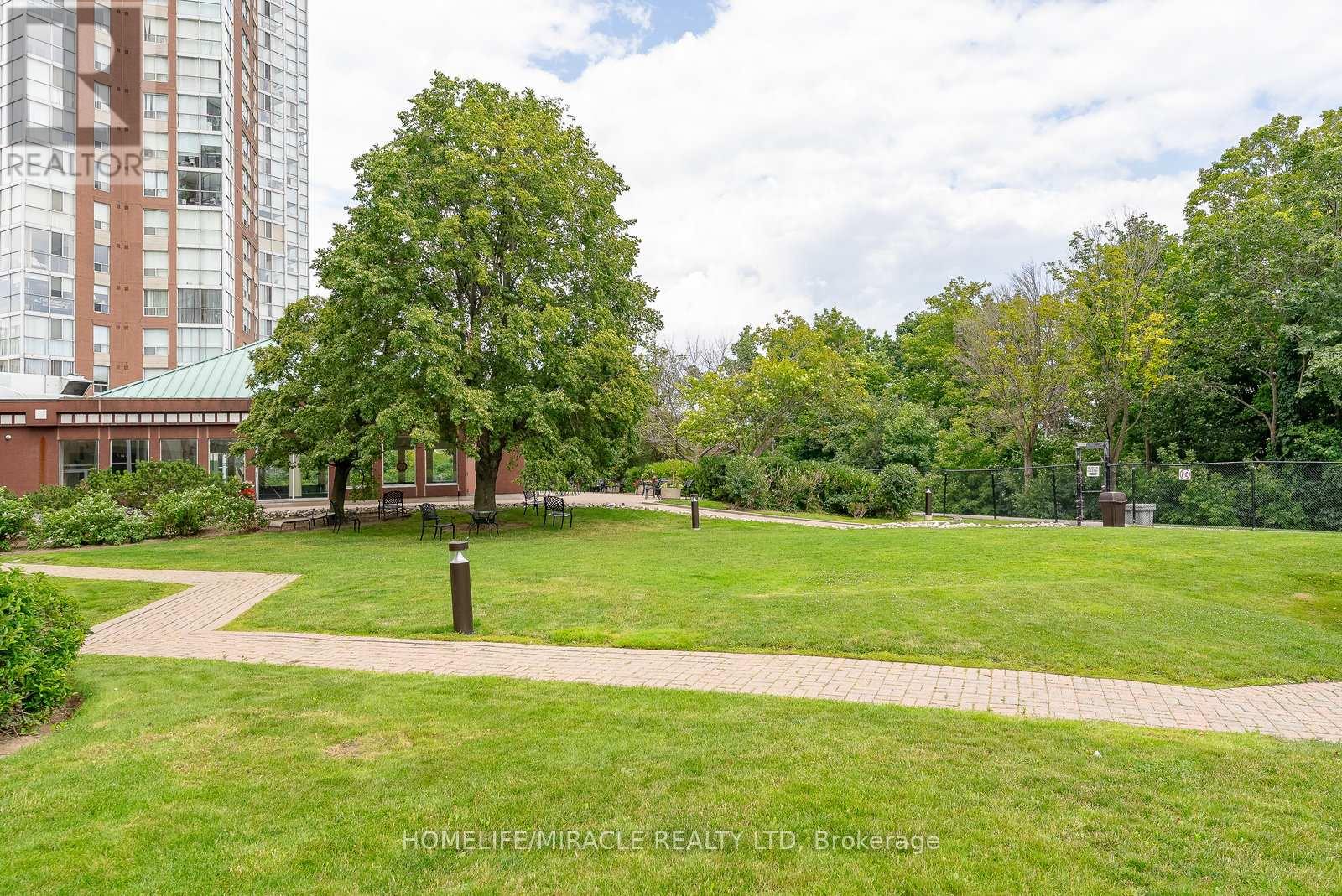 2009 - 7 Concorde Place, Toronto, Ontario  M3C 3N4 - Photo 35 - C12574488