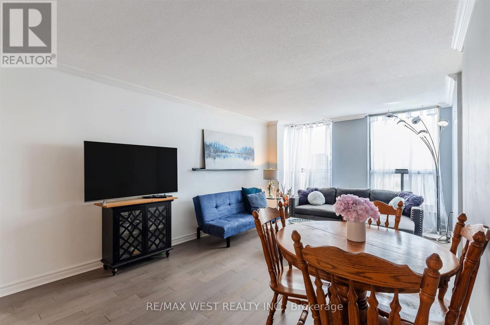 904 - 130 Neptune Drive, Toronto, Ontario  M6A 1X5 - Photo 12 - C12574504