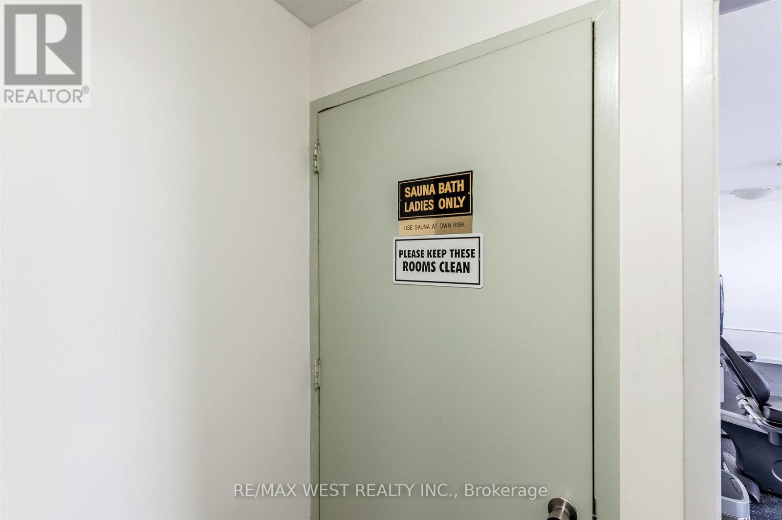 904 - 130 Neptune Drive, Toronto, Ontario  M6A 1X5 - Photo 36 - C12574504