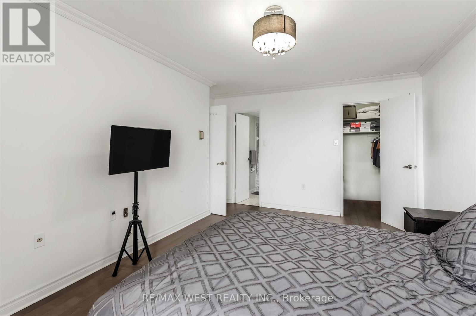 904 - 130 Neptune Drive, Toronto, Ontario  M6A 1X5 - Photo 23 - C12574518