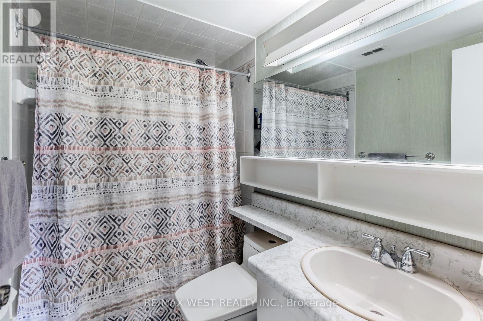 904 - 130 Neptune Drive, Toronto, Ontario  M6A 1X5 - Photo 24 - C12574518