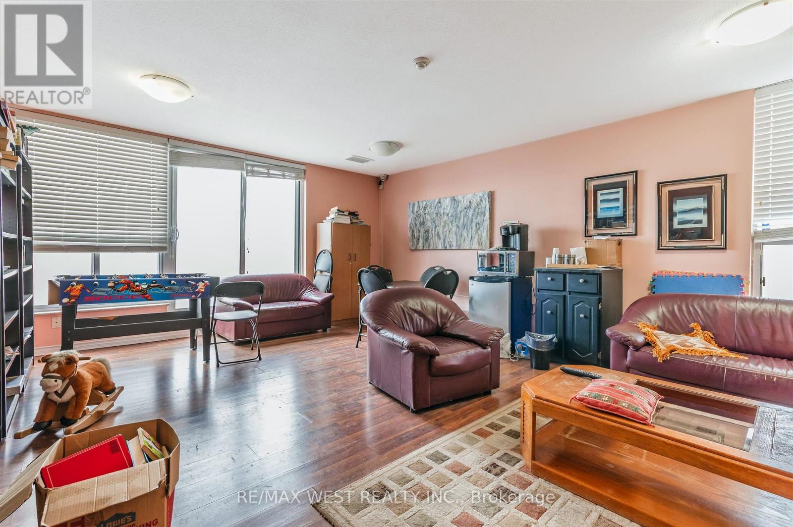 904 - 130 Neptune Drive, Toronto, Ontario  M6A 1X5 - Photo 39 - C12574518