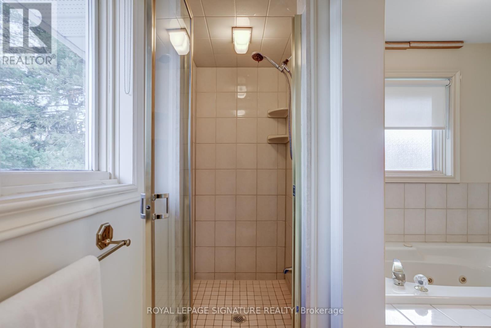 43 Davean Drive, Toronto, Ontario  M2L 2R6 - Photo 18 - C12574546