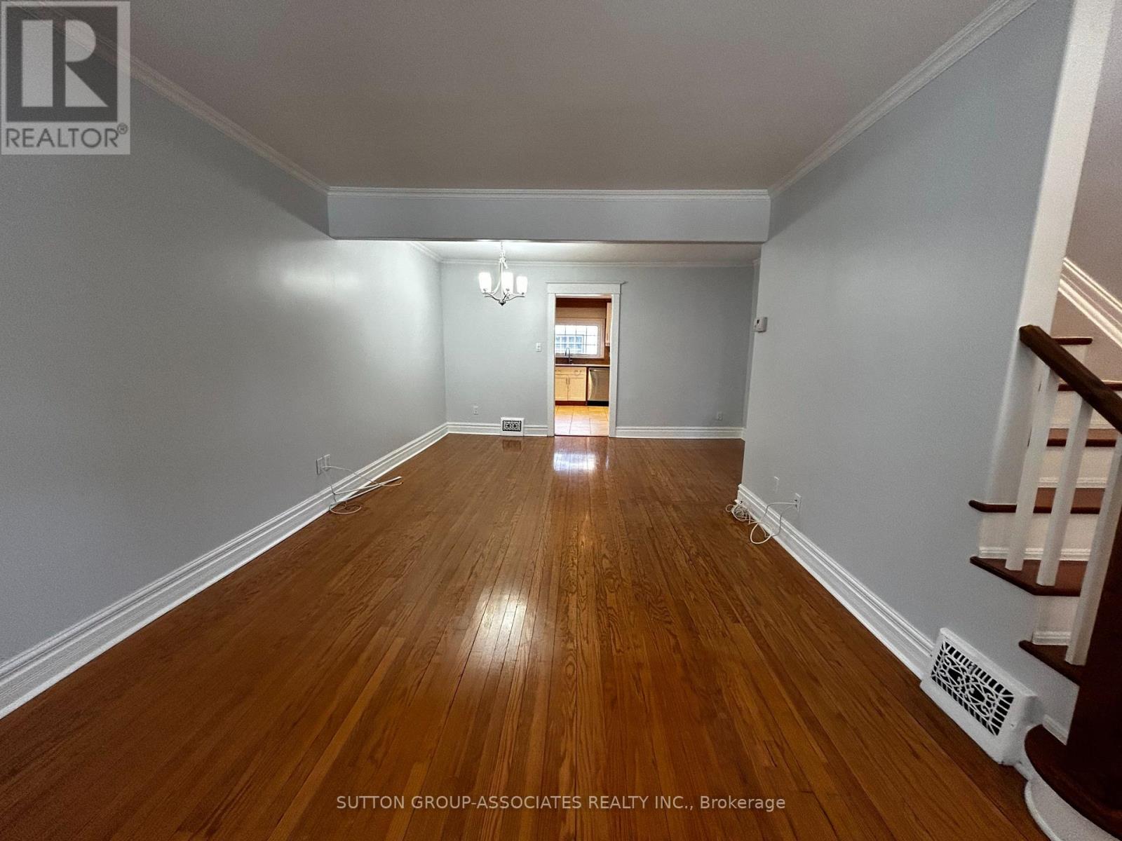 129 Kenwood Avenue, Toronto, Ontario  M6C 2S4 - Photo 4 - C12574564