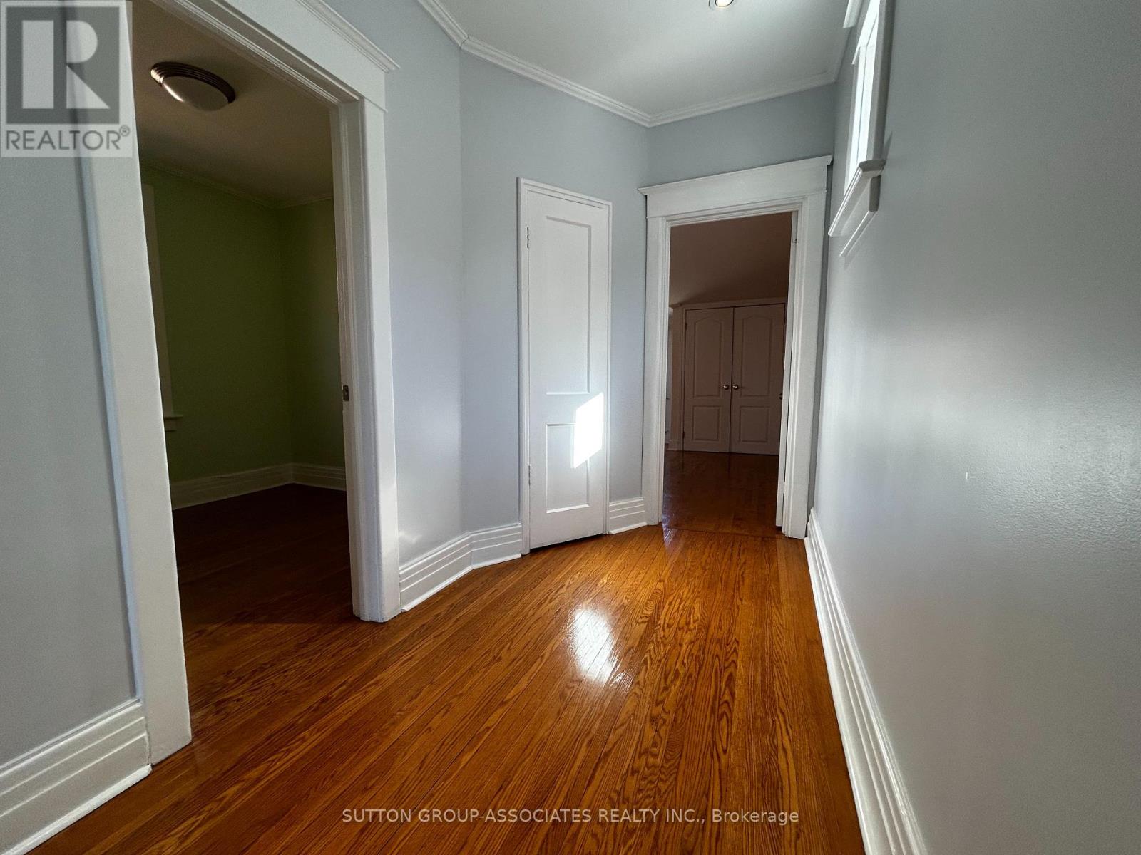 129 Kenwood Avenue, Toronto, Ontario  M6C 2S4 - Photo 8 - C12574564