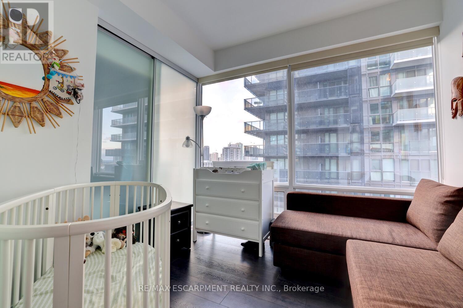 1809 - 15 Grenville Street N, Toronto, Ontario  M4Y 1A1 - Photo 35 - C12574578