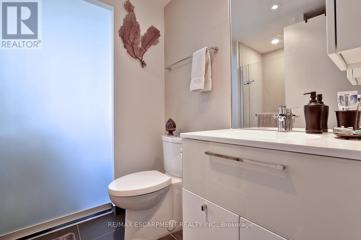 1809 - 15 Grenville Street N, Toronto, Ontario  M4Y 1A1 - Photo 36 - C12574578