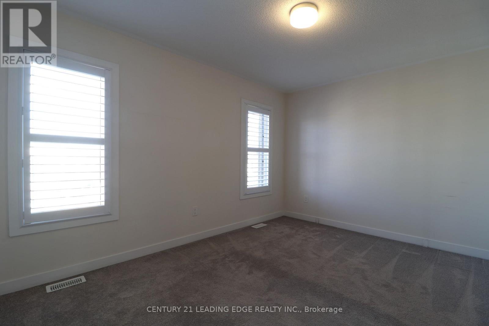 2644 Castlegate Crossing, Pickering, Ontario  L1X 0H8 - Photo 20 - E12574428