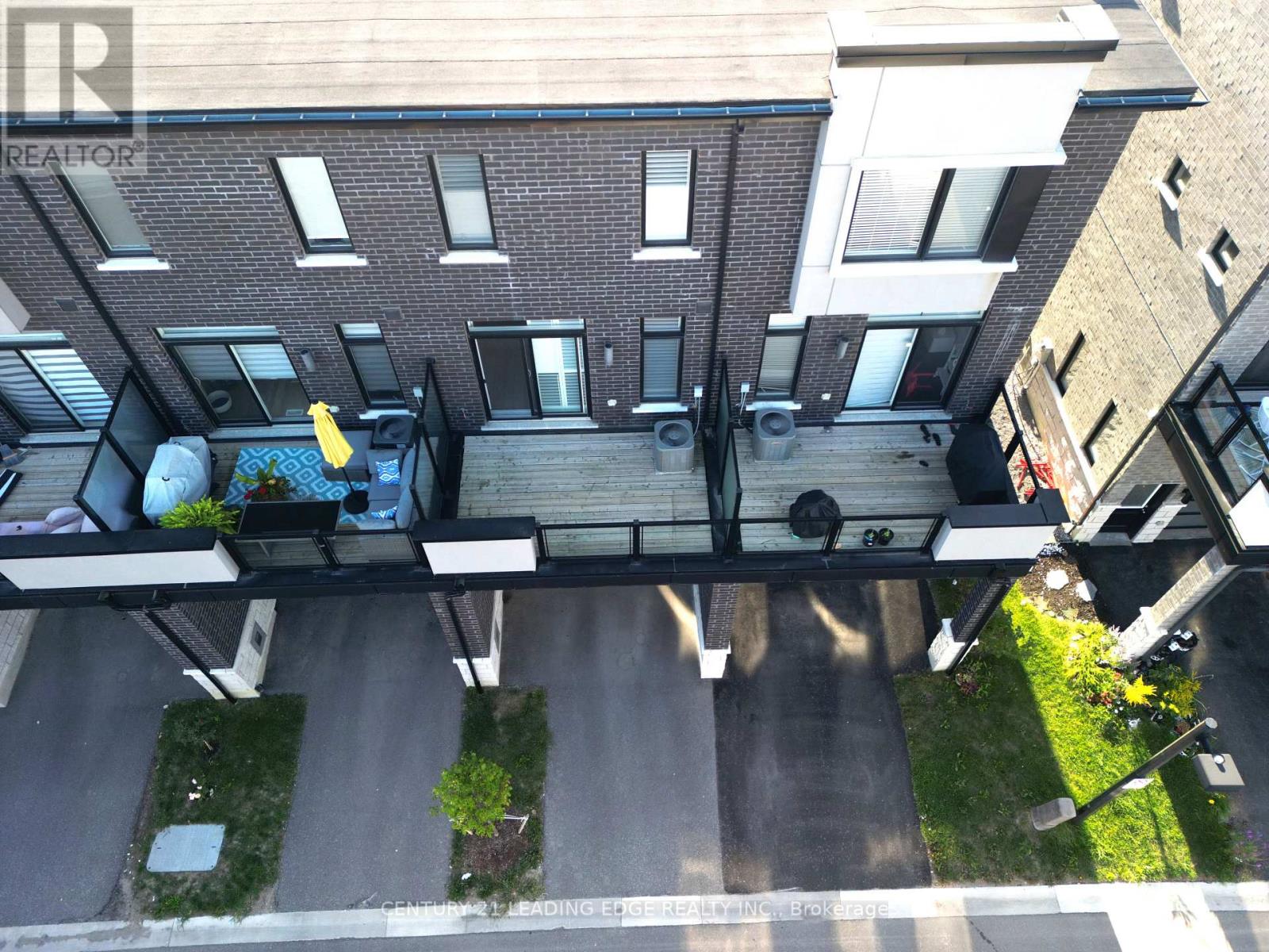 2644 Castlegate Crossing, Pickering, Ontario  L1X 0H8 - Photo 28 - E12574428