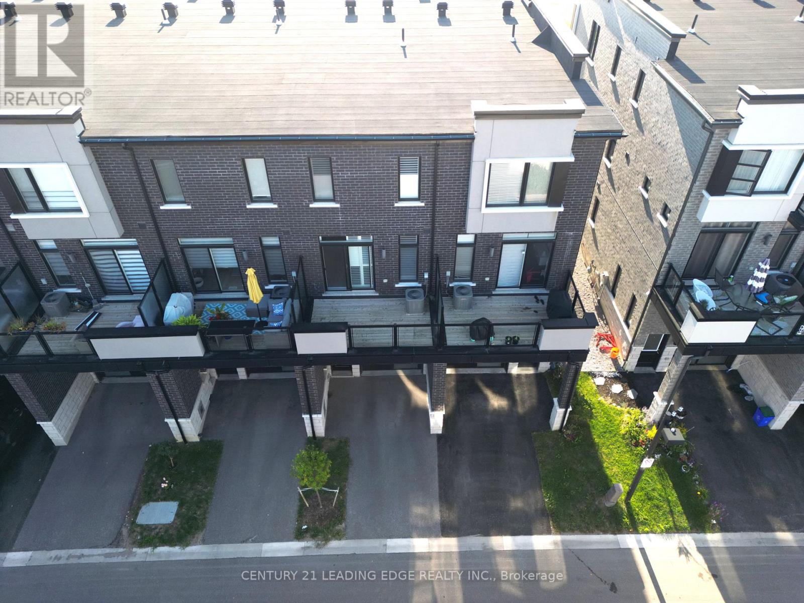 2644 Castlegate Crossing, Pickering, Ontario  L1X 0H8 - Photo 29 - E12574428