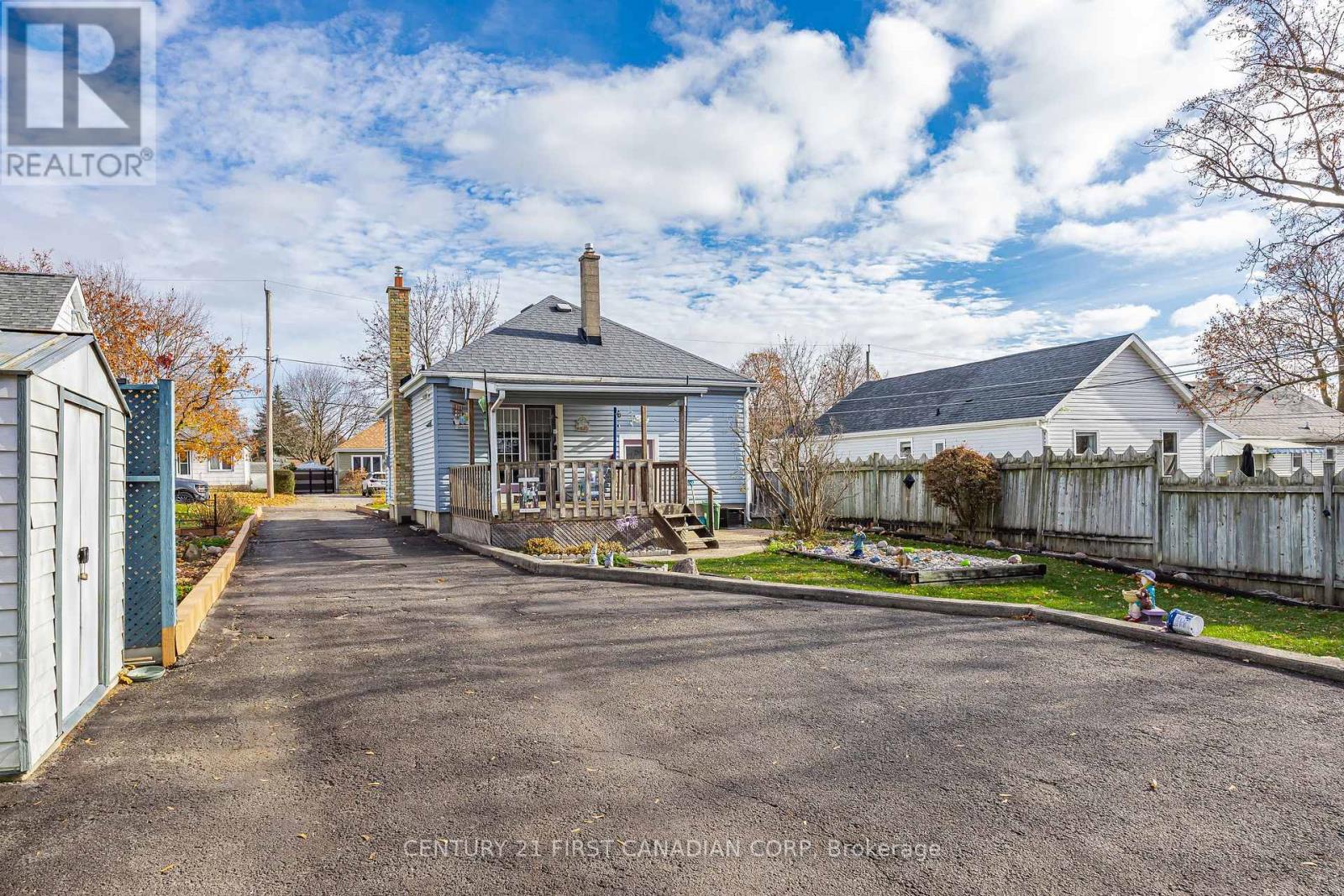 265 Short Avenue, London East, Ontario N5W 1W3 - Photo 36 - X12562182