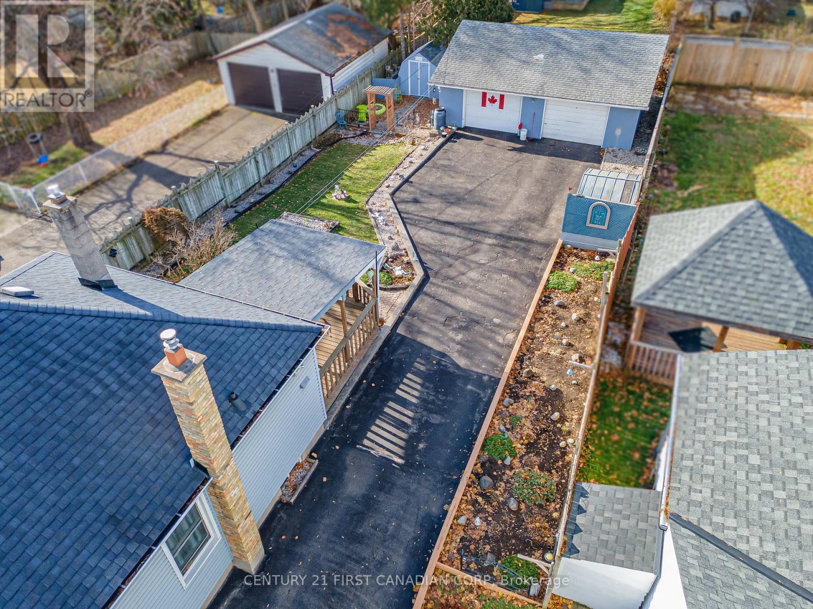 265 Short Avenue, London East, Ontario N5W 1W3 - Photo 4 - X12562182