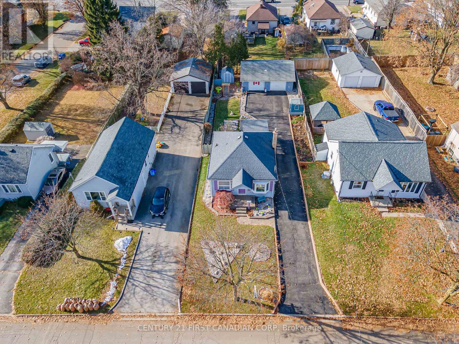 265 Short Avenue, London East, Ontario N5W 1W3 - Photo 43 - X12562182