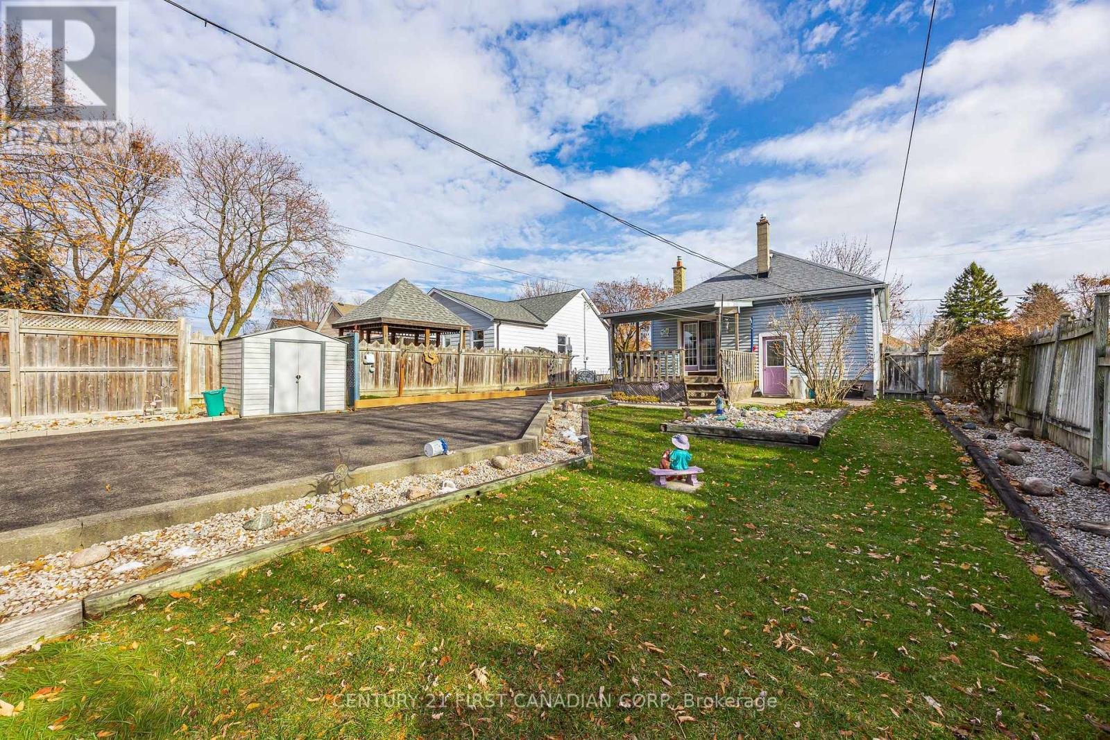 265 Short Avenue, London East, Ontario N5W 1W3 - Photo 40 - X12562182