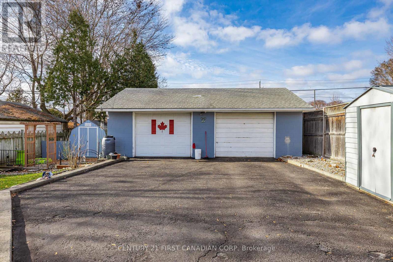 265 Short Avenue, London East, Ontario N5W 1W3 - Photo 35 - X12562182