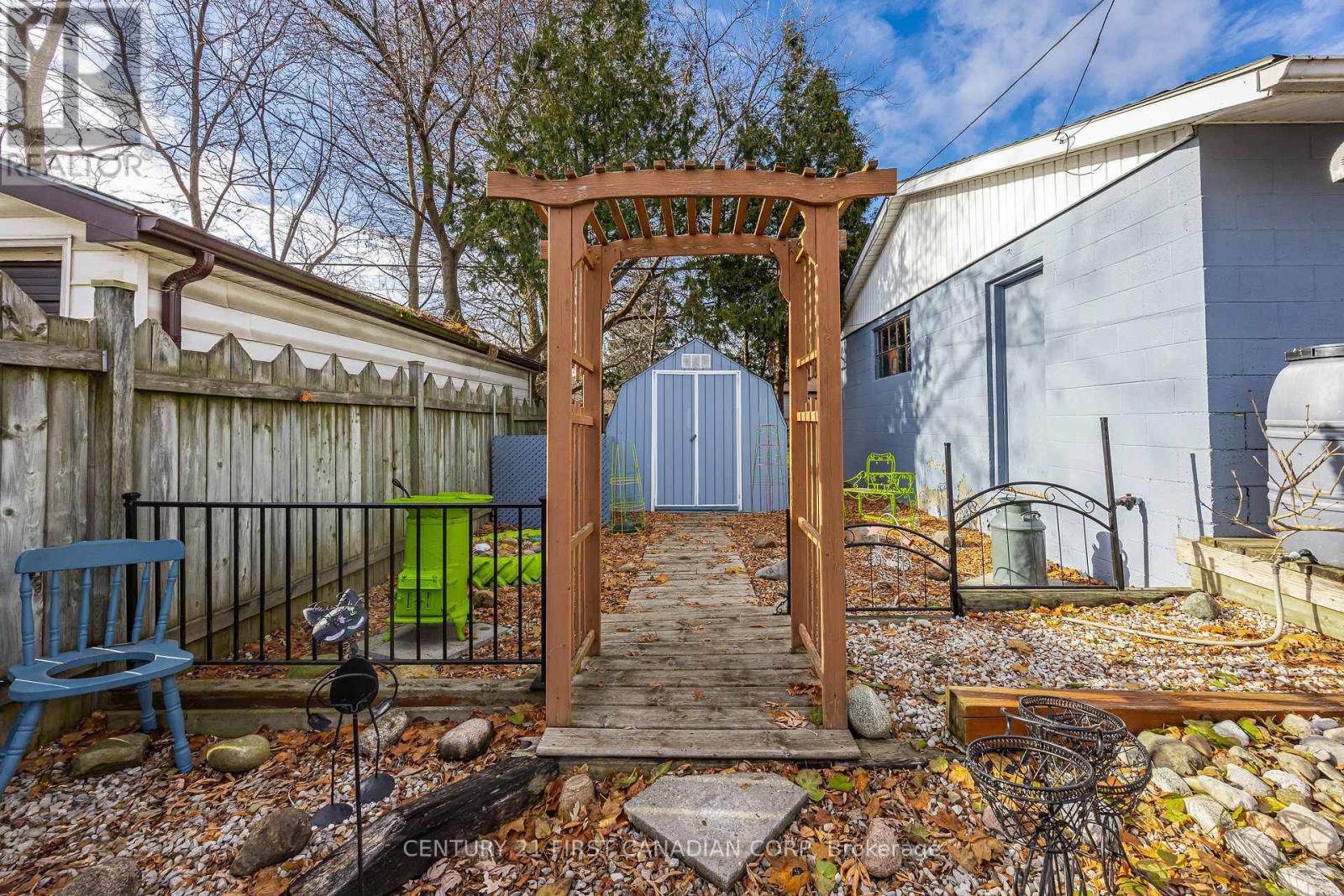 265 Short Avenue, London East, Ontario N5W 1W3 - Photo 42 - X12562182