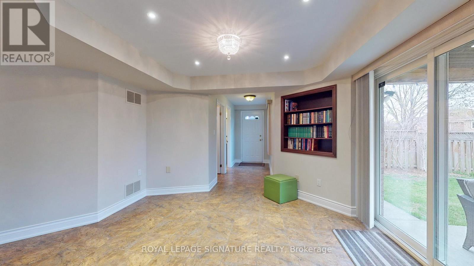 Lower - 30 Knole Haven Drive, Aurora, Ontario  L4G 6L3 - Photo 10 - N12574326