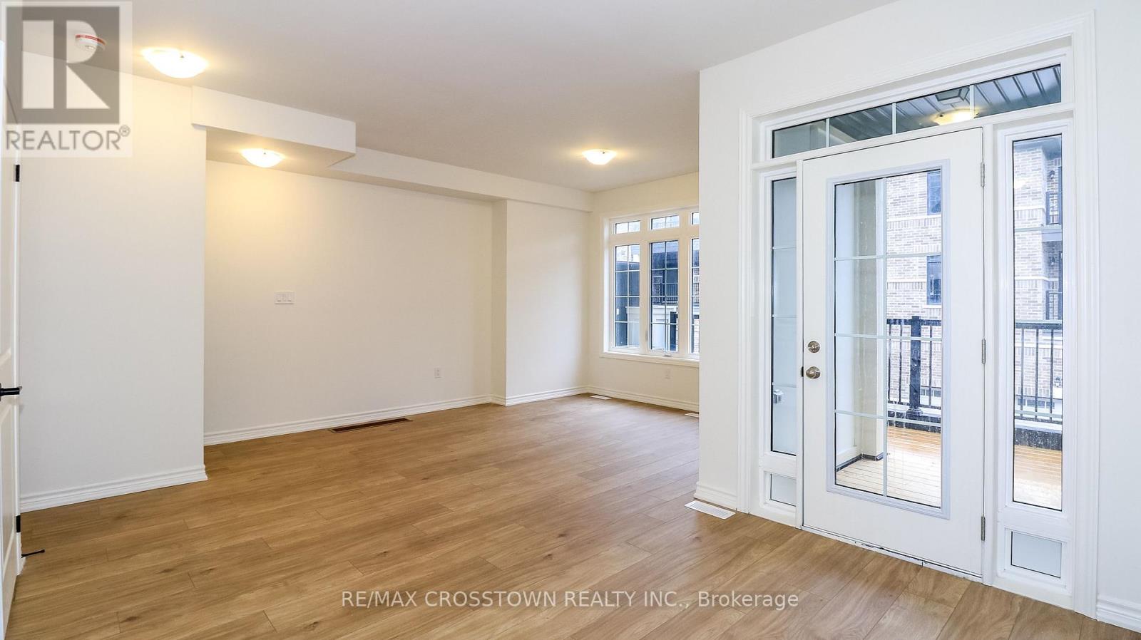 Unit 18 - 2029 Matteer Court, Innisfil, Ontario  L9S 4T9 - Photo 14 - N12574352