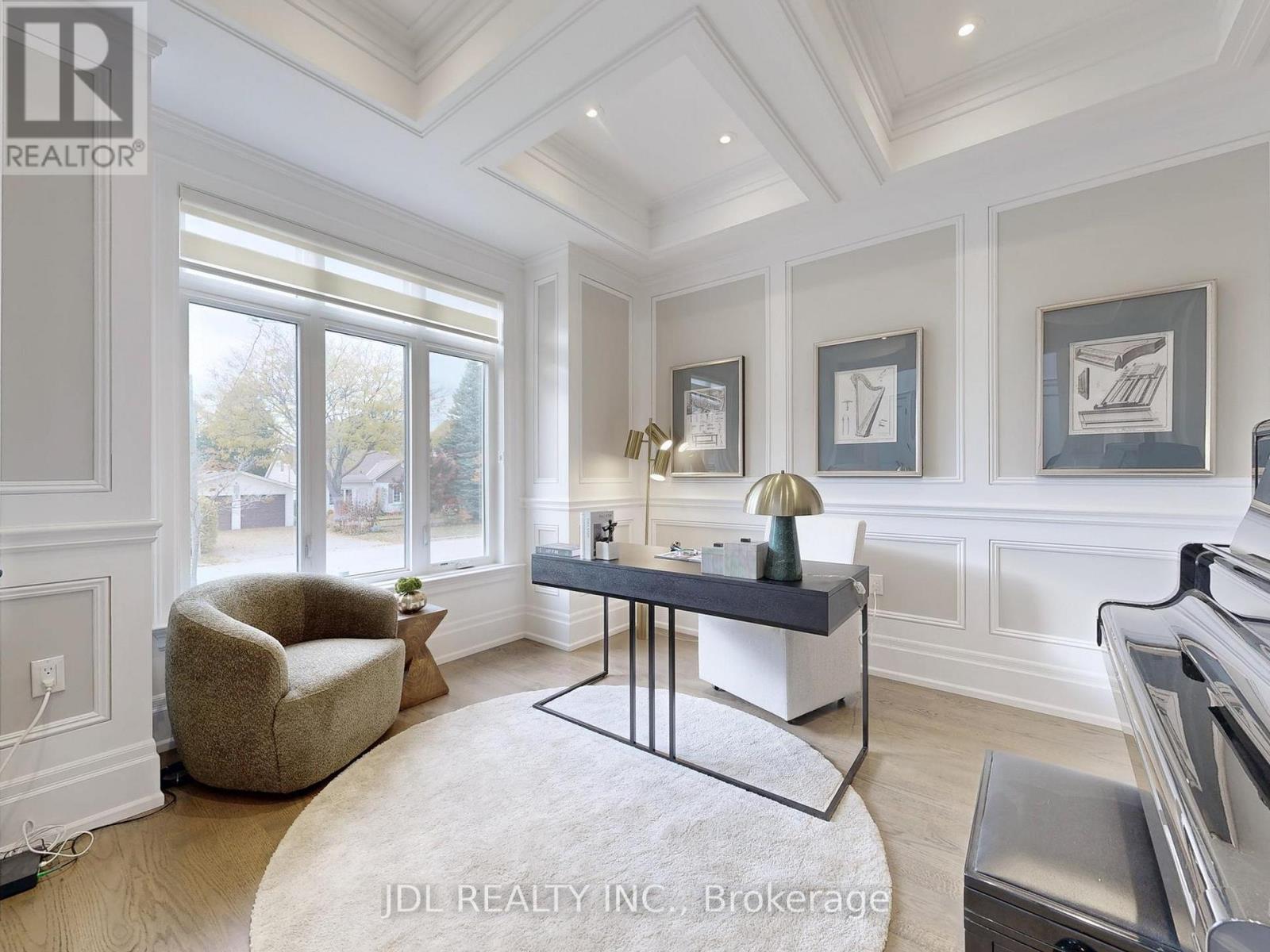 39 Howard Road, Newmarket, Ontario  L3Y 3G6 - Photo 12 - N12574410